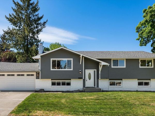 1820 5th St Ave, Cheney, WA 99004
