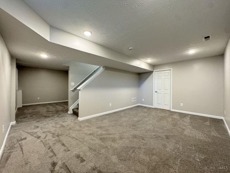 2905 Pine Leaf Court, Hamilton, OH 45103 Photo 46
