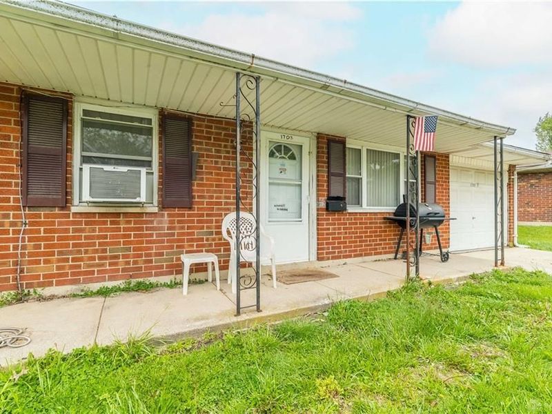1703 Fair Oaks Drive, Sidney, OH 45365 Photo 3