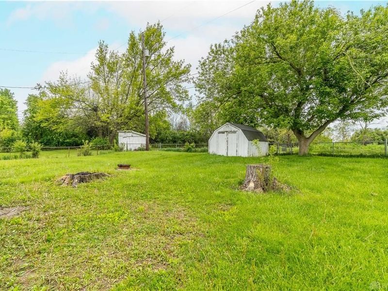 1703 Fair Oaks Drive, Sidney, OH 45365 Photo 4