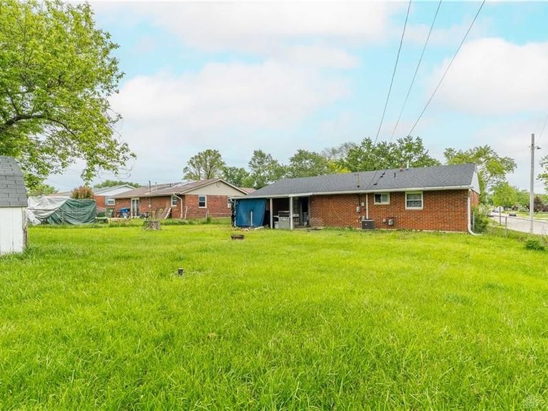 1703 Fair Oaks Drive, Sidney, OH 45365 Photo 5