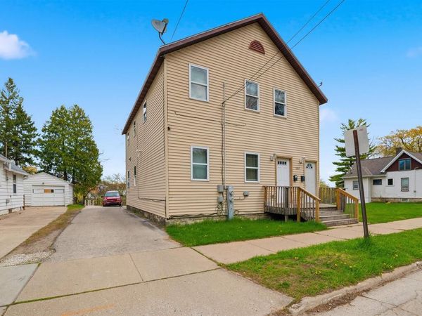 1217 ST CLAIR STREET, Green Bay, WI 54301