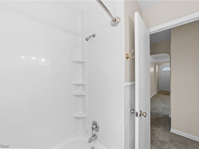 6307 Kenneth Avenue, Parma, OH 44129 Photo 14