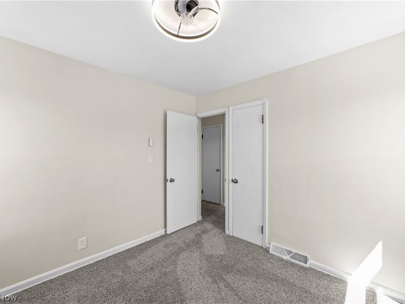 6307 Kenneth Avenue, Parma, OH 44129 Photo 15