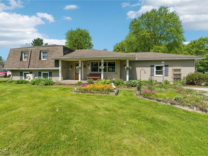 17342 Indian Hollow Road, Grafton, OH 44044 Photo 2