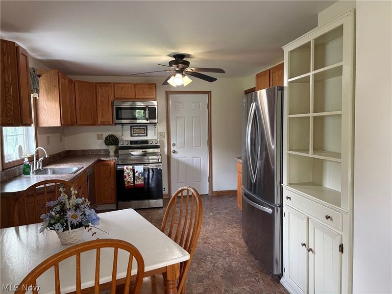 6995 Richmond Road, Glenwillow, OH 44139 Photo 2