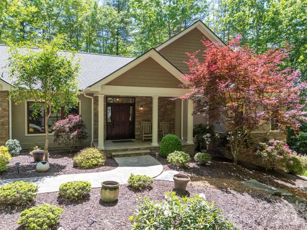 100 Falls Summit Road , Hendersonville, NC 28739