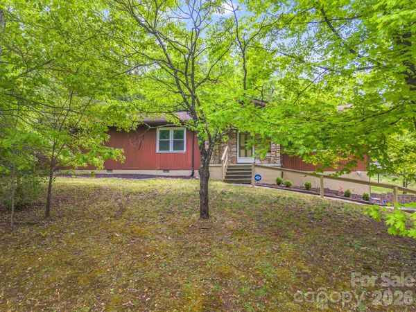 11 Deer Run Drive , Asheville, NC 28803