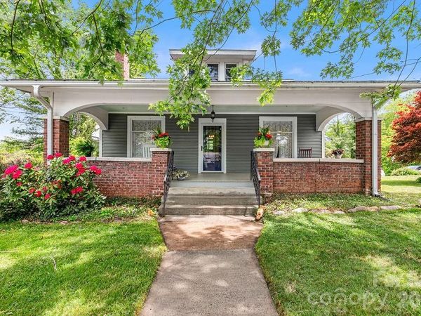 41 Harrison Street, Canton, NC 28716