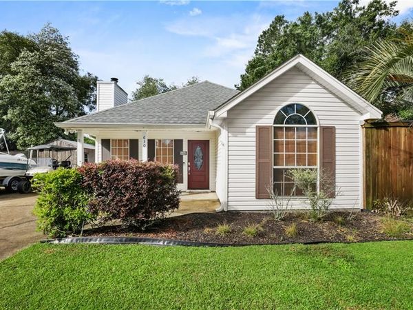 630 LAPIN Street , Mandeville, LA 70448