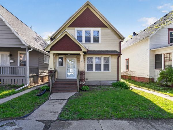 5256 N 36th St, Milwaukee, WI 53209