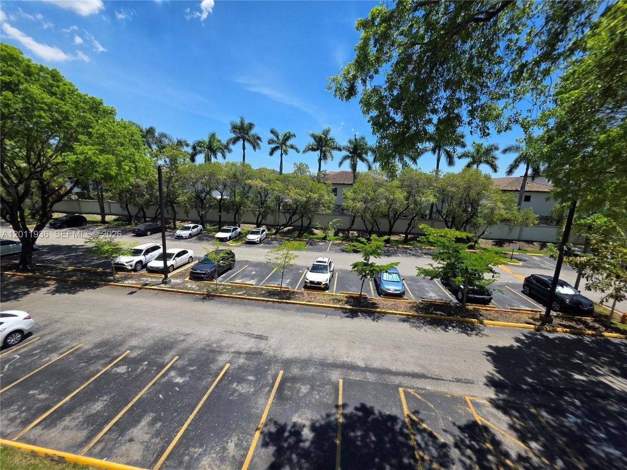 8180 Geneva Ct, Unit 322, Doral, FL 33166 Photo
