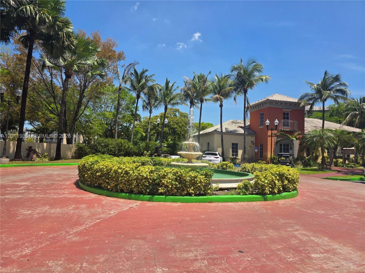 8180 Geneva Ct, Unit 322, Doral, FL 33166 Photo