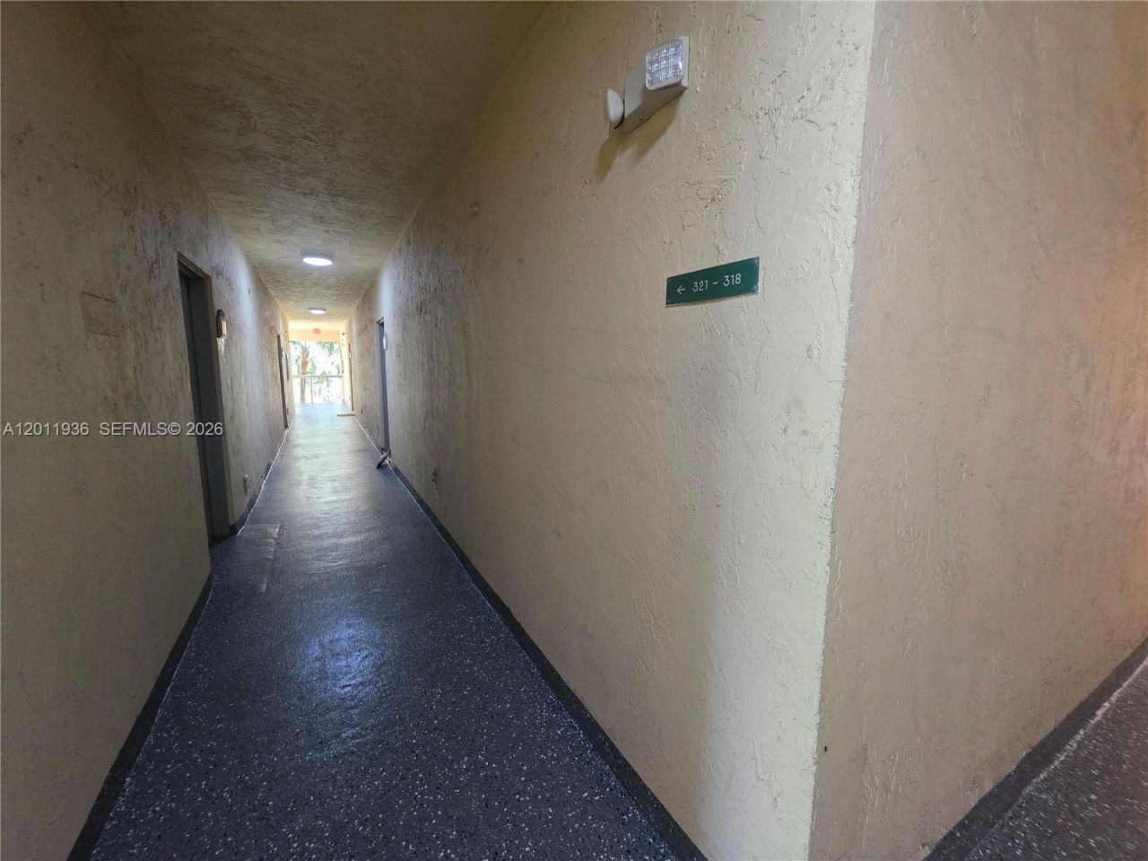 8180 Geneva Ct, Unit 322, Doral, FL 33166 Photo