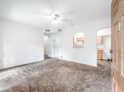 6850 Sharlands Avenue, Unit 1068, Reno, NV 89523 Photo