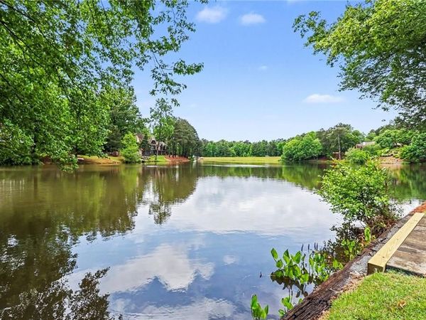 8895 Willowbrae Lane , Roswell, GA 30076