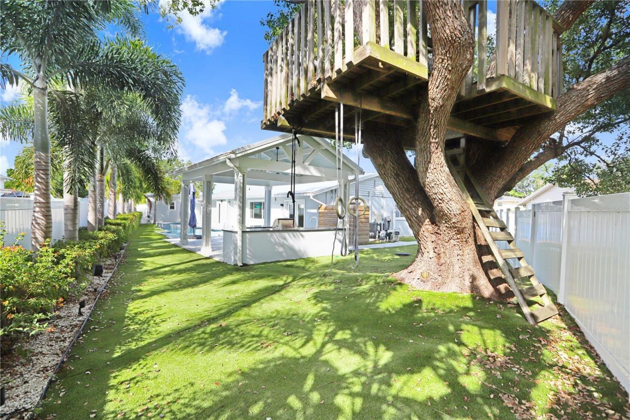 8404 Blackstone Court, Tampa, FL 33615 Photo