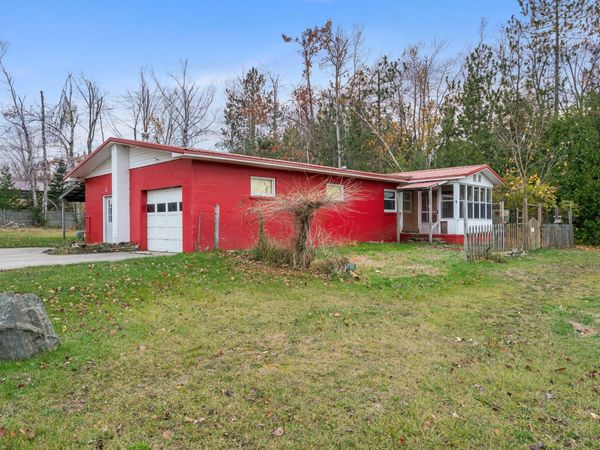 13341 Restawhile Road, Cheboygan, MI 49721