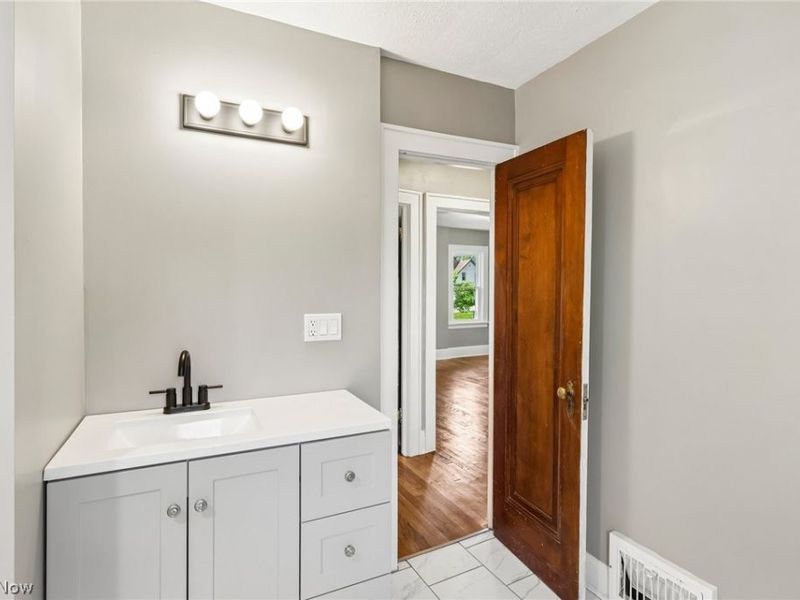 1161 Diagonal Road , Akron, OH 44307 Photo 19