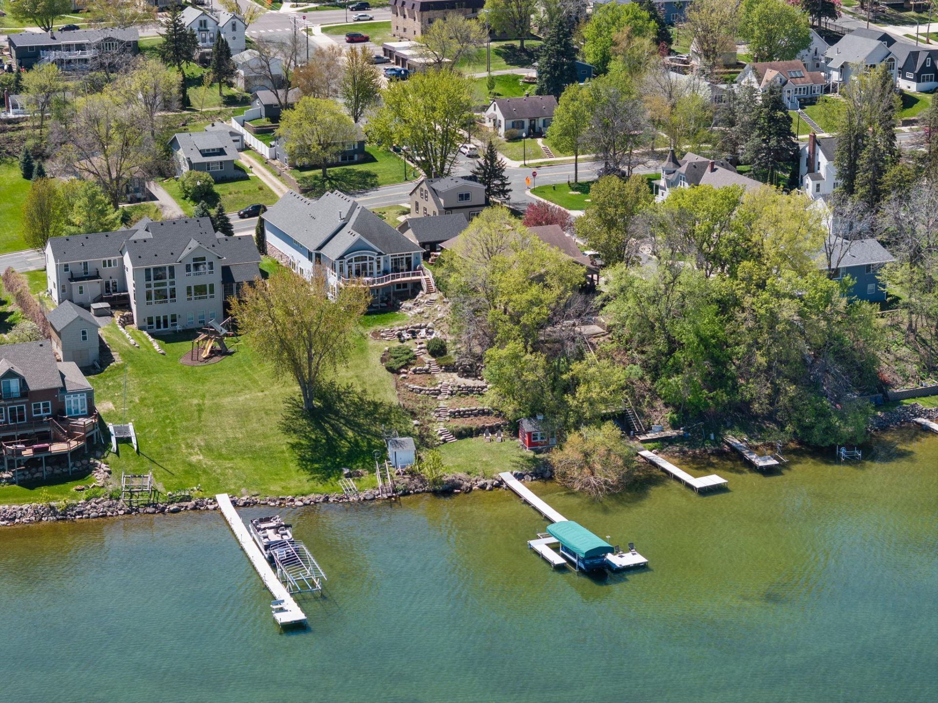 208 E Lake Street, Waconia, MN 55387
