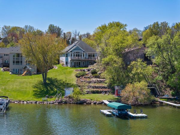 208 E Lake Street, Waconia, MN 55387