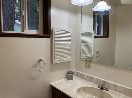 5372 Highway 147, Lake Almanor, CA 00000 Photo