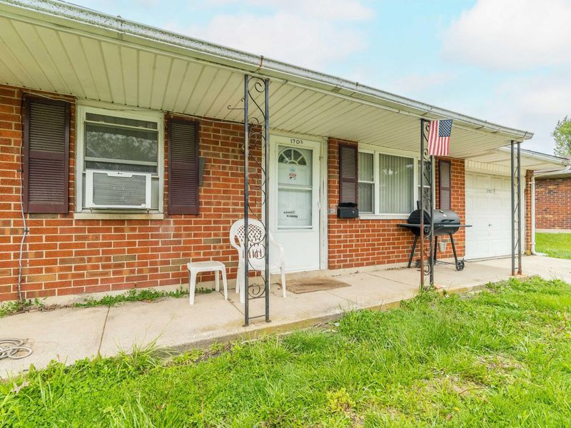 1703 Fair Oaks Drive, Sidney, OH 45365 Photo 3