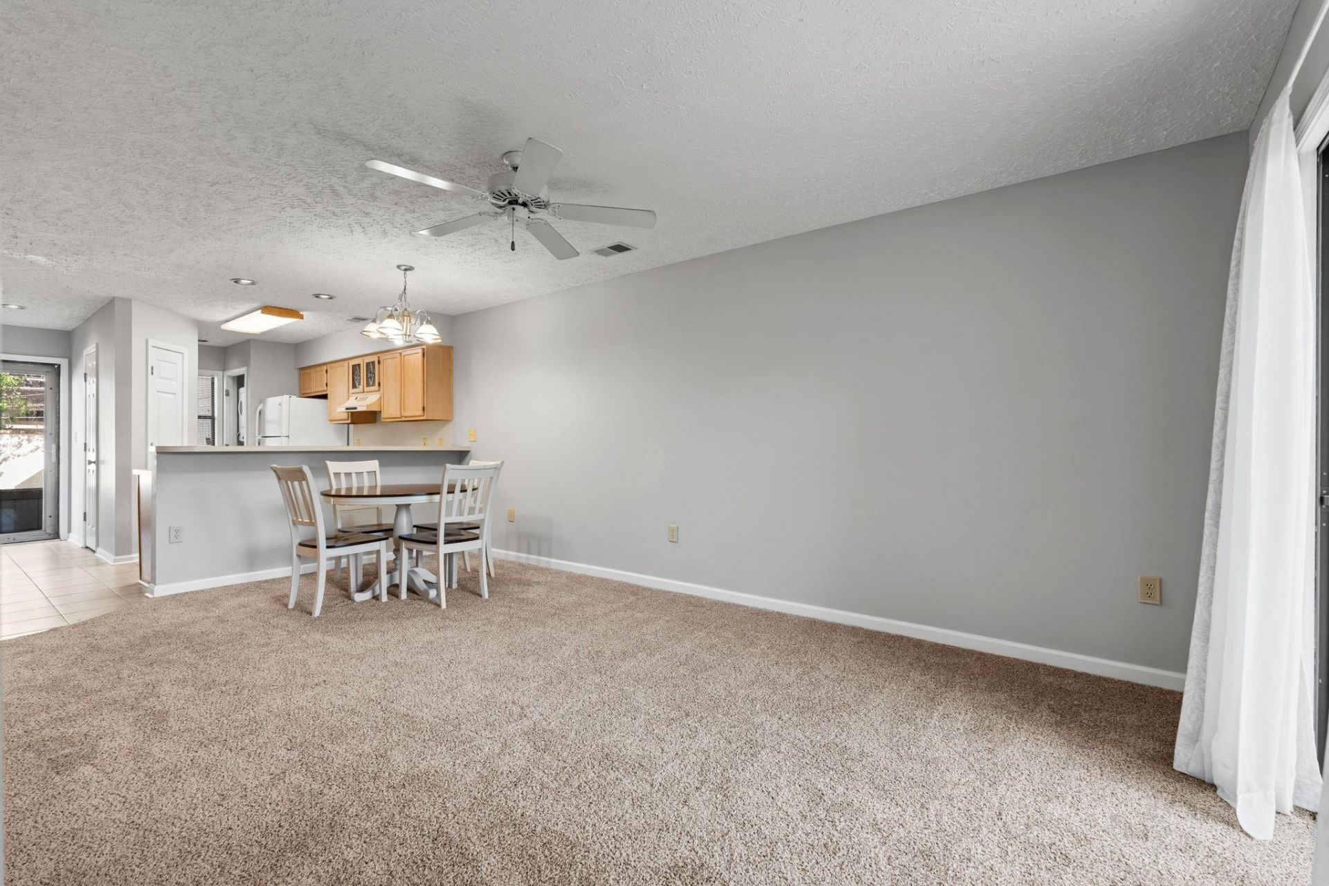 4101 Pinehurst Circle  Photo 10