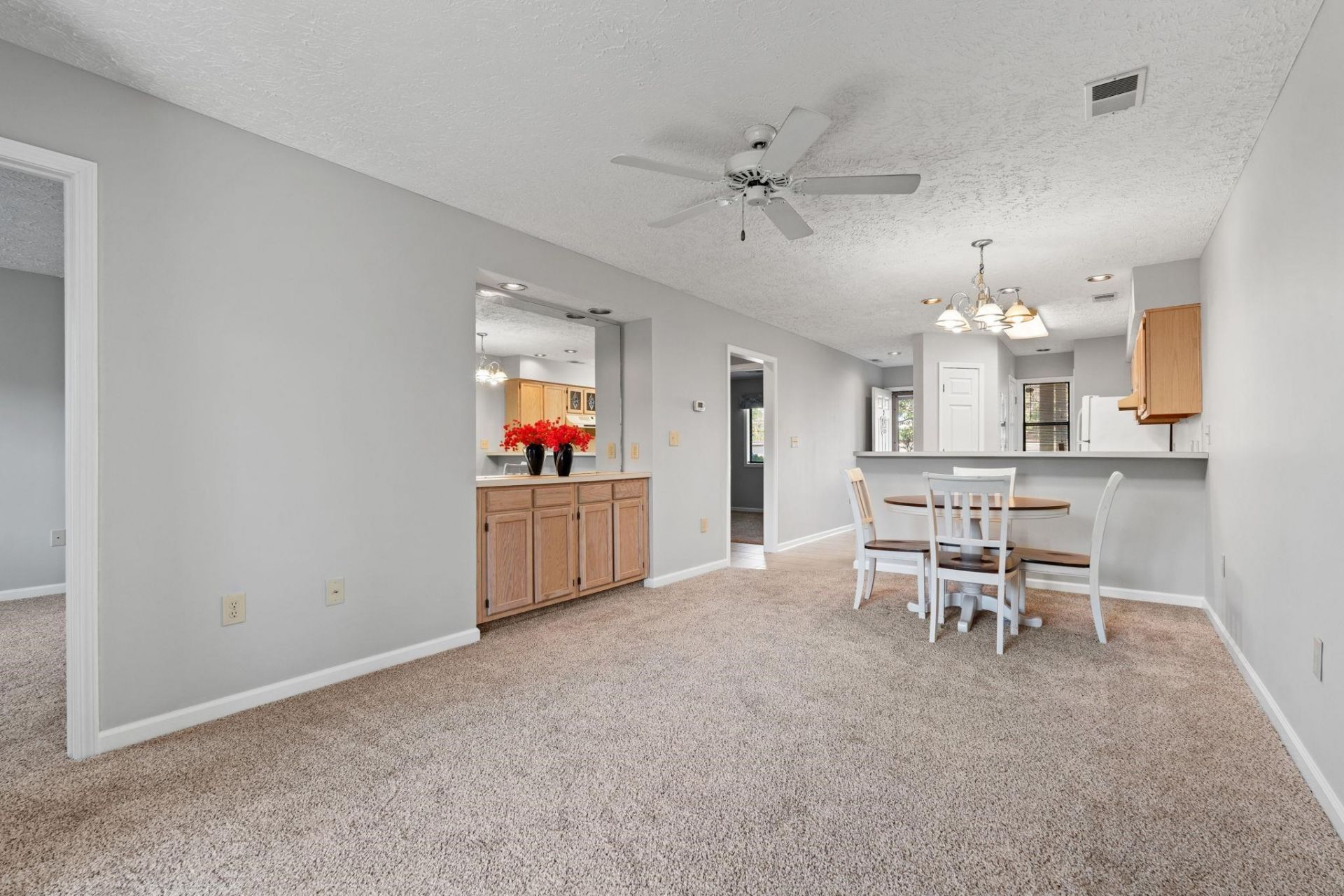 4101 Pinehurst Circle  Photo 11