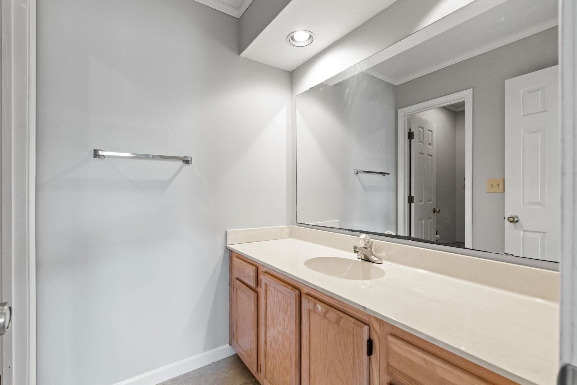 4101 Pinehurst Circle  Photo 17