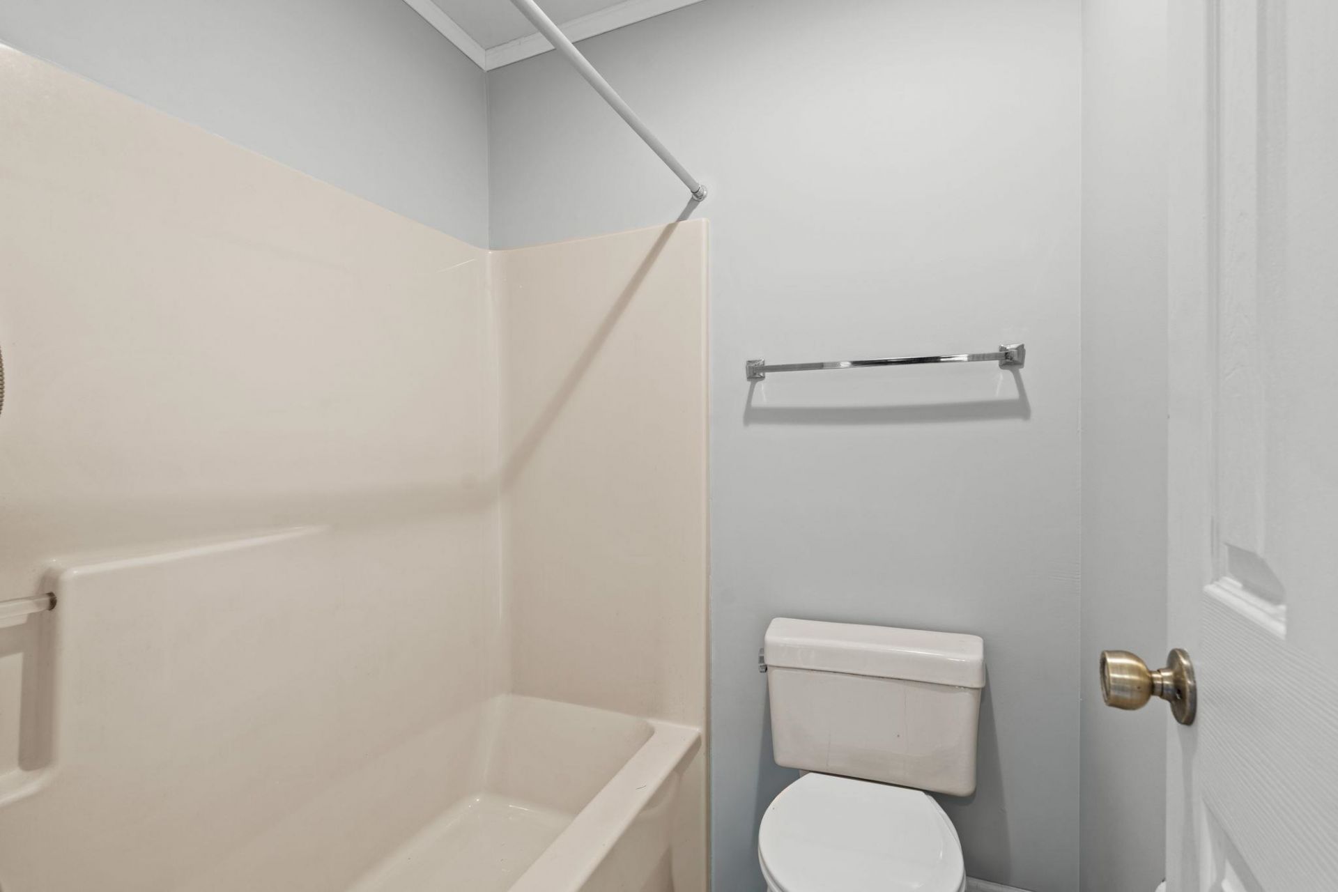 4101 Pinehurst Circle  Photo 18