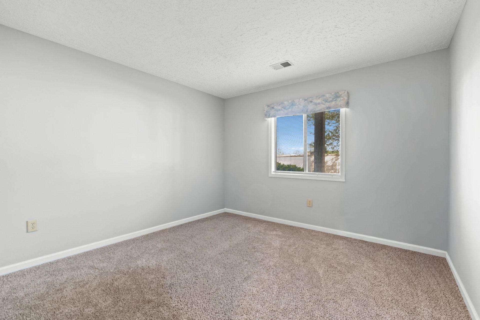 4101 Pinehurst Circle  Photo 20