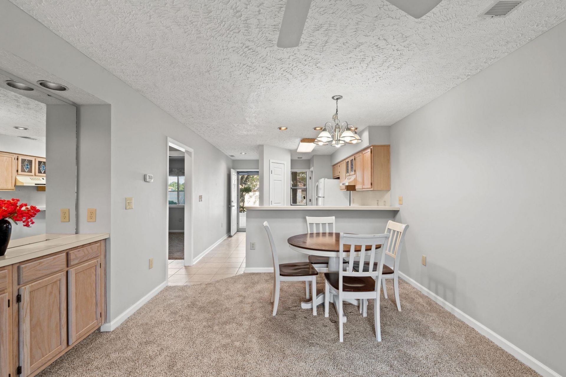4101 Pinehurst Circle  Photo 6
