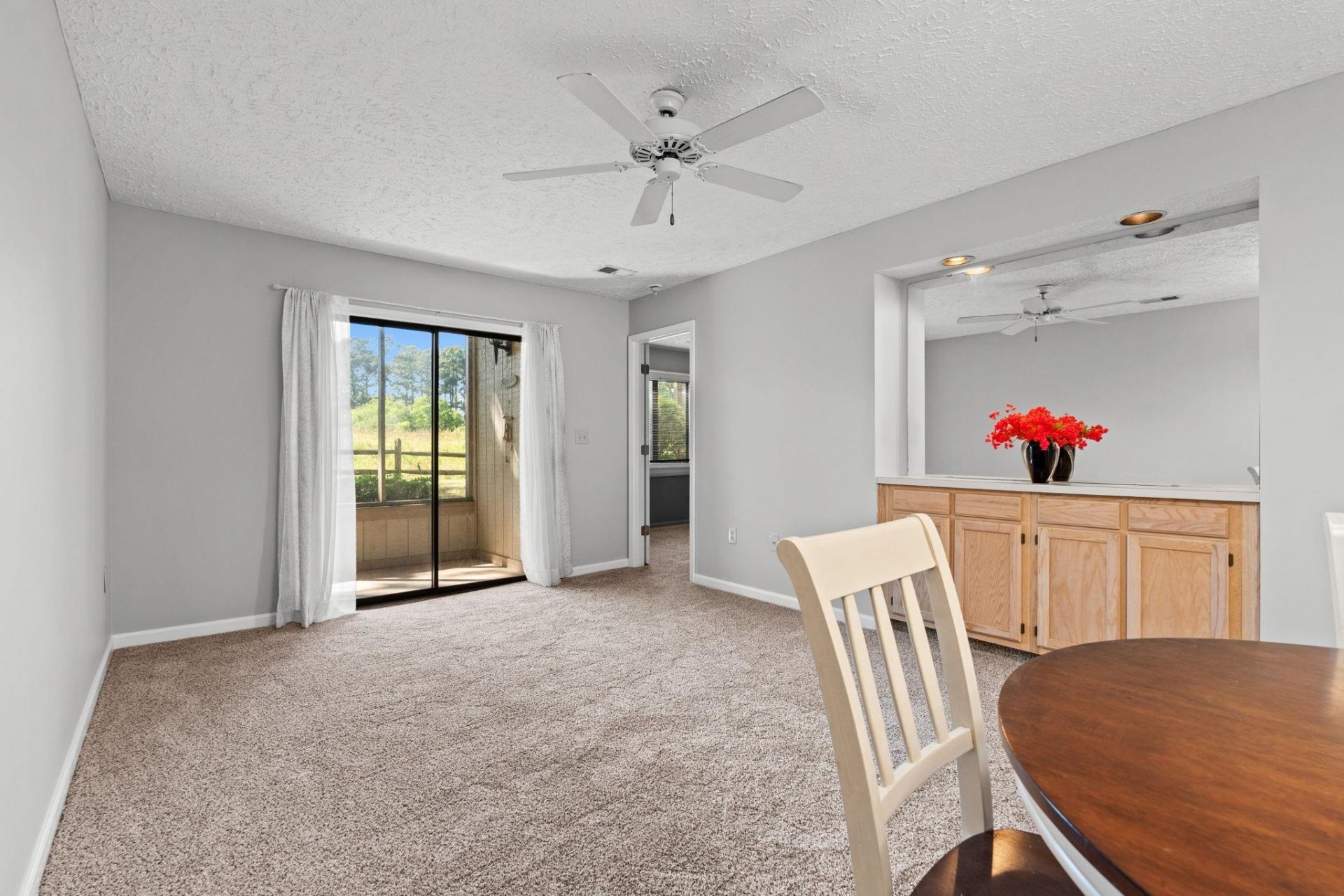 4101 Pinehurst Circle  Photo 9