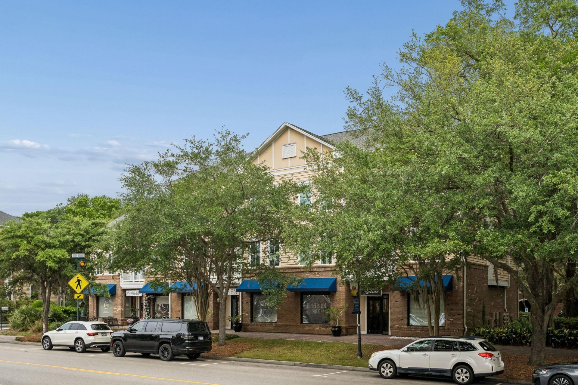 250 Seven Farms Drive Photo 49