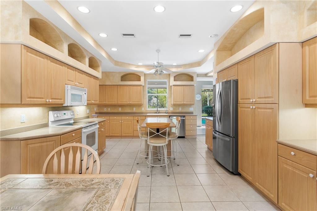 28056 East Brook Dr, Bonita Springs, FL 34135 Photo