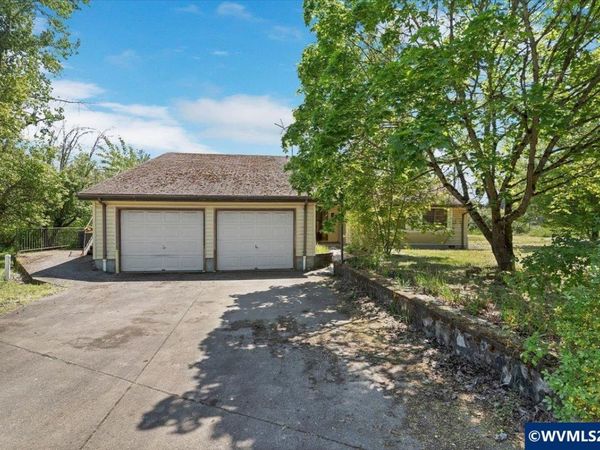 888 Meadows Ln SE, Jefferson, OR 97352