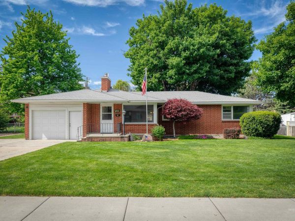 6517 W Fairfield Ave, Boise, ID 83709