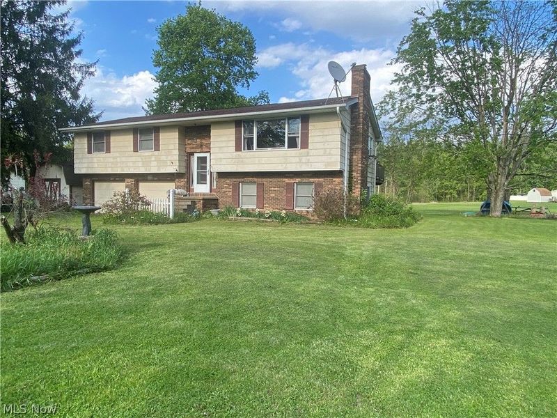 1326 Barclay Messerly Road, Leavittsburg, OH 44430 Photo 1