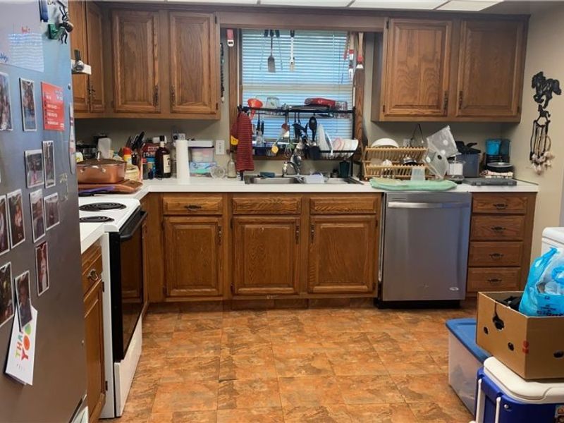 1326 Barclay Messerly Road, Leavittsburg, OH 44430 Photo 2