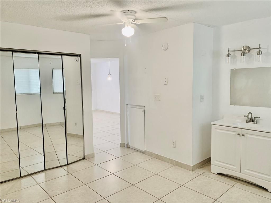 826 Wiggins Pass Rd, Unit 201, Naples, FL 34110 Photo
