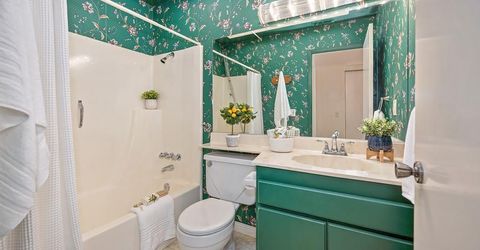 9168 Starina Way, Sacramento, CA 95826 Photo
