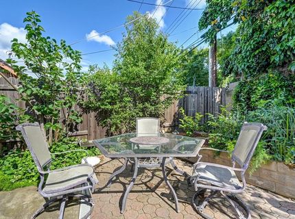 9168 Starina Way, Sacramento, CA 95826 Photo