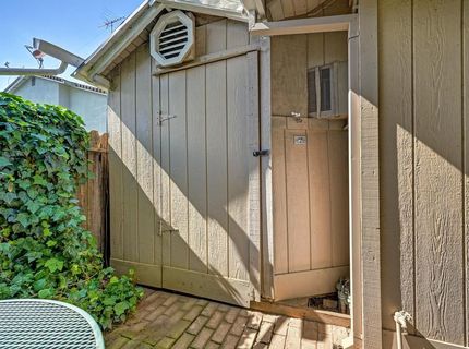 9168 Starina Way, Sacramento, CA 95826 Photo