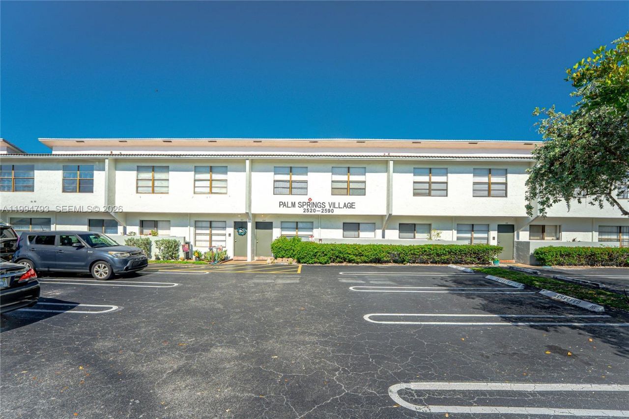 2570 Coral Springs Dr , Unit 2570, Coral Springs, FL 33065 Photo