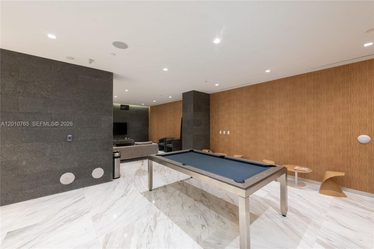400 Sunny Isles Blvd , Unit 1518, Sunny Isles Beach, FL 33160 Photo