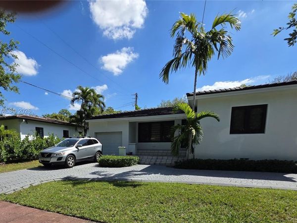 1015 Pizarro St , Coral Gables, FL 33134