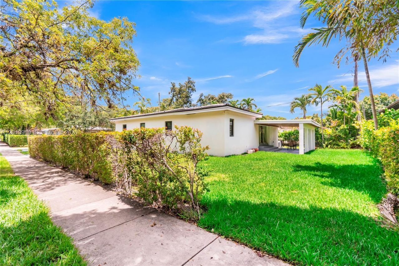 1015 Pizarro St, Coral Gables, FL 33134 Photo