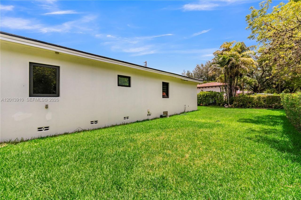 1015 Pizarro St, Coral Gables, FL 33134 Photo