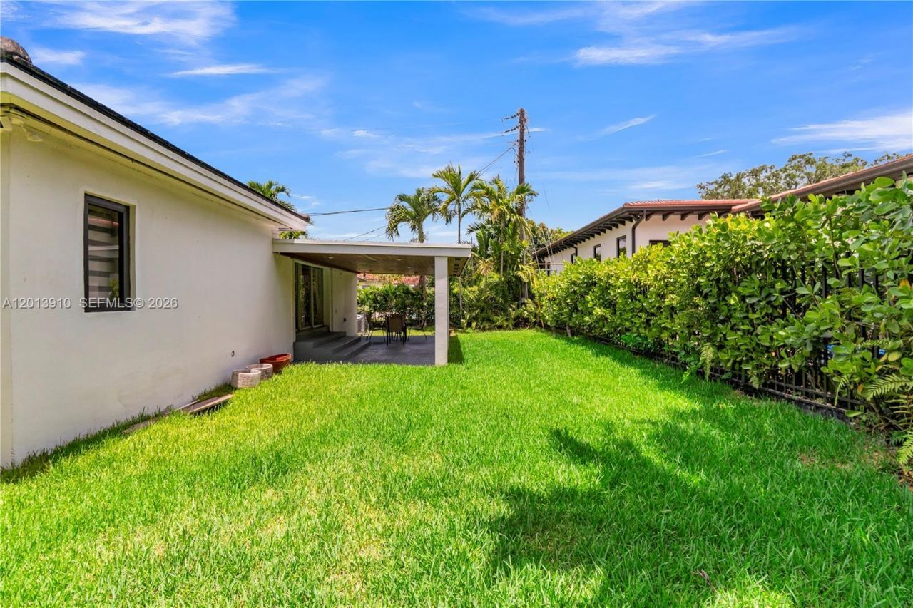1015 Pizarro St, Coral Gables, FL 33134 Photo